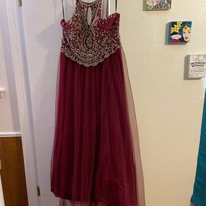 Maroon prom dress size 19